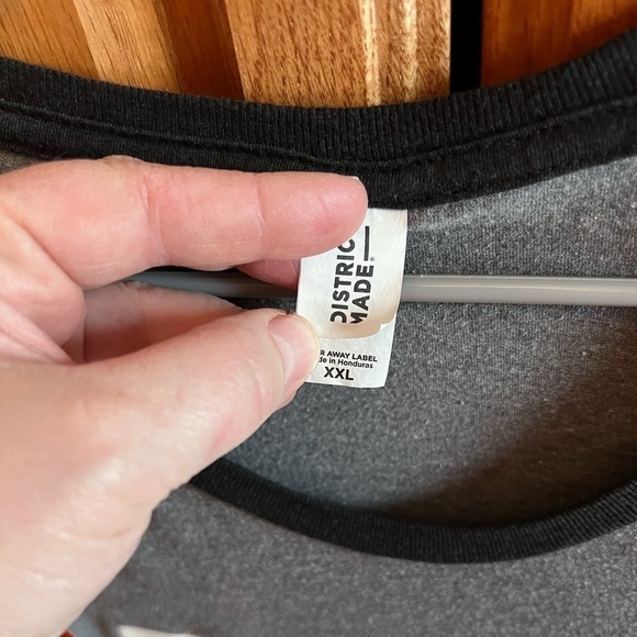 3/4 length sleeve ‘WE ALL FIGHT TOGETHER’ ovarian cancer t-shirt XXL - Picture 2 of 2